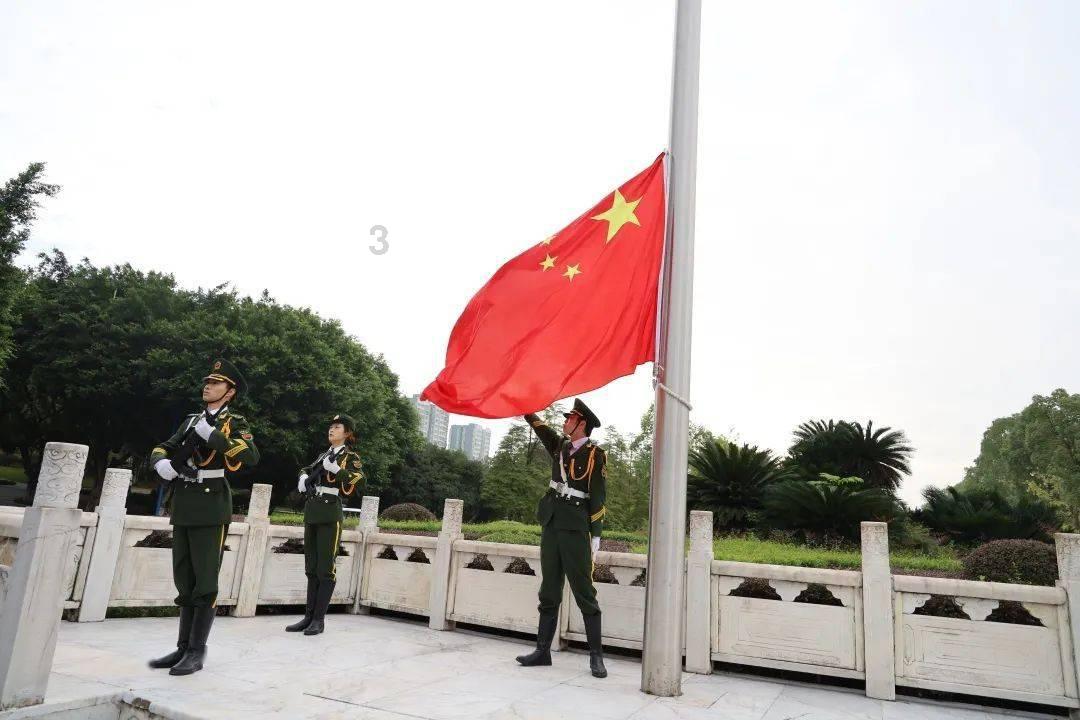 出差的浙江医生机场救人 他却遗憾“如果大家会这个就好了”
